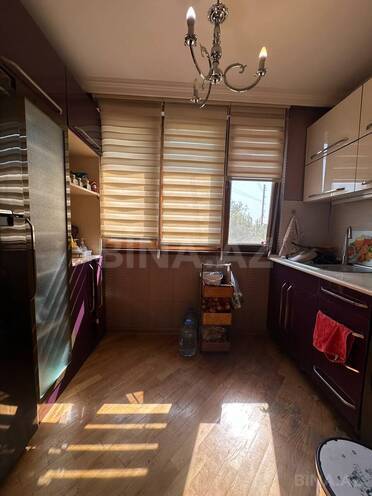 Продаётся 4-комн. вторичка 80 м², м. Нефтчиляр, photo 10 from 18