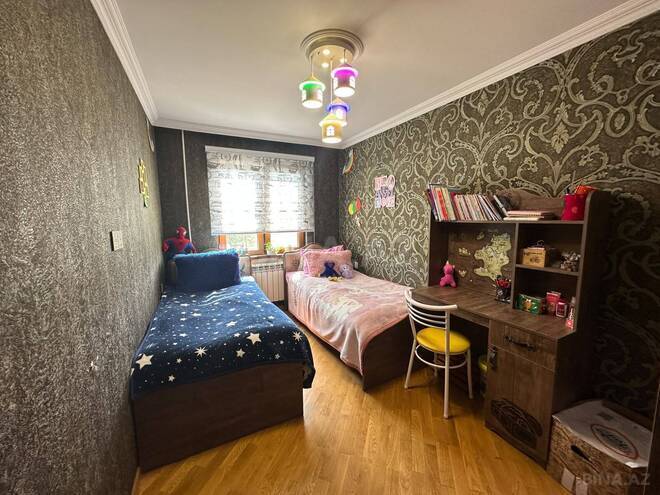 Продаётся 4-комн. вторичка 80 м², м. Нефтчиляр, photo 9 from 18