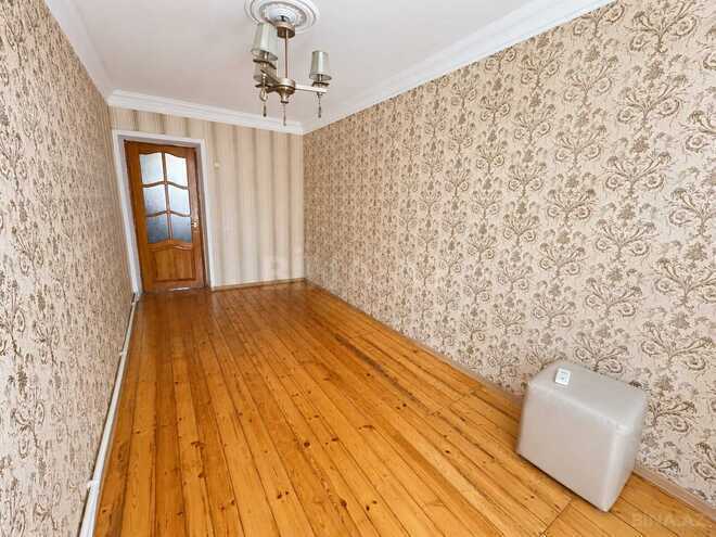 Сдаётся 3-комн. вторичка 50 м², м. Нефтчиляр, photo 4 from 10
