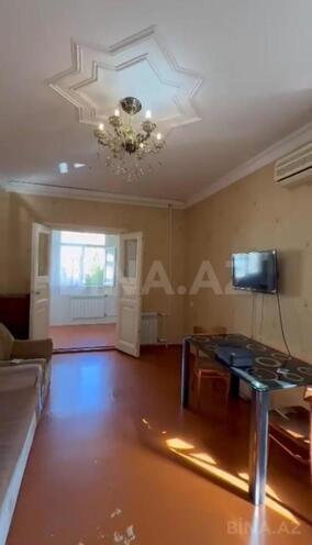 Продаётся 2-комн. вторичка 35 м², м. Иншаатчылар, photo 3 from 12