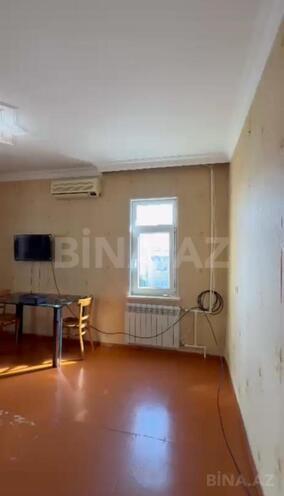 Продаётся 2-комн. вторичка 35 м², м. Иншаатчылар, photo 4 from 12