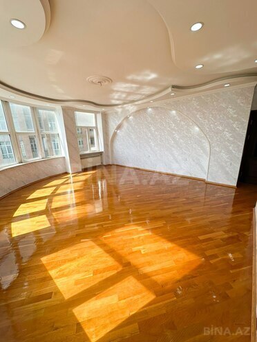 Продаётся 3-комн. новостройка 160 м², м. Элмляр Академиясы, photo 3 from 25