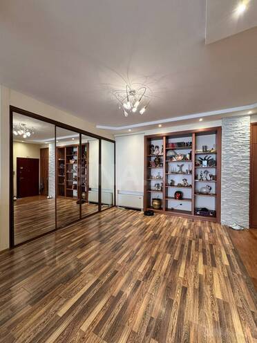 Satılır 4 otaqlı yeni tikili 211 m², 8 Noyabr m., photo 15 from 19