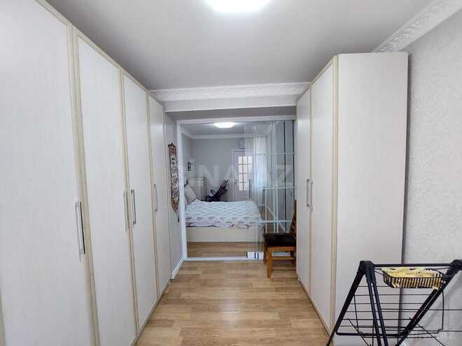 Satılır 2 otaqlı köhnə tikili 65 m², Yasamal q., photo 12 from 25