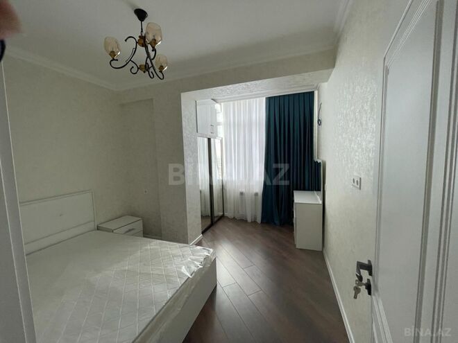 Сдаётся 3-комн. новостройка 105 м², м. Элмляр Академиясы, photo 1 from 15