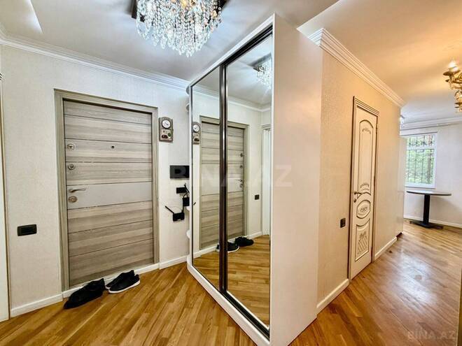 Продаётся 3-комн. вторичка 80 м², м. Нефтчиляр, photo 13 from 18