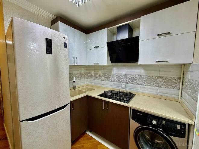 Продаётся 3-комн. вторичка 80 м², м. Нефтчиляр, photo 15 from 18