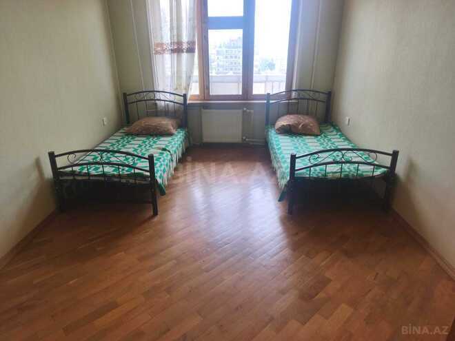 Сдаётся 3-комн. вторичка 90 м², м. Ази Асланов, photo 6 from 15