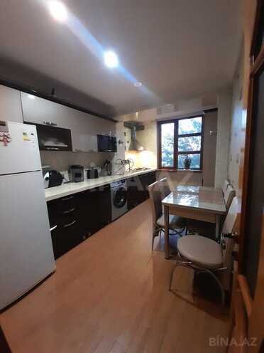 Satılır 3 otaqlı köhnə tikili 85 m², Xalqlar Dostluğu m., photo 12 from 15