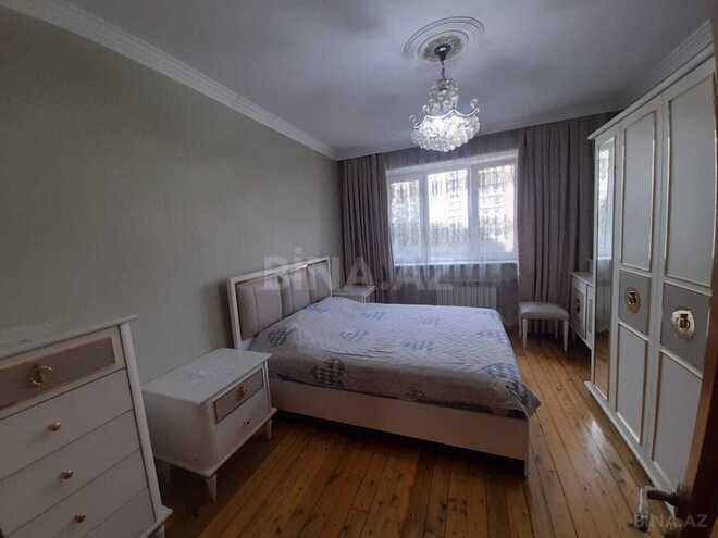 Satılır 3 otaqlı köhnə tikili 85 m², Xalqlar Dostluğu m., photo 8 from 15