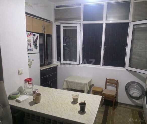 Продаётся 2-комн. вторичка 35 м², м. Иншаатчылар, photo 3 from 10