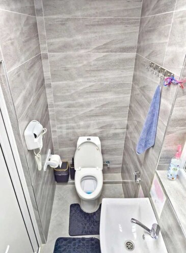 İcarəyə verilir 2 otaqlı köhnə tikili 80 m², Elmlər Akademiyası m., photo 13 from 14