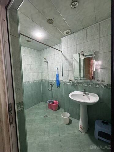 Сдаётся 2-комн. новостройка 70 м², м. Нефтчиляр, photo 8 from 11