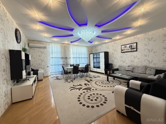 Продаётся 4-комн. новостройка 214 м², м. Низами, photo 3 from 18