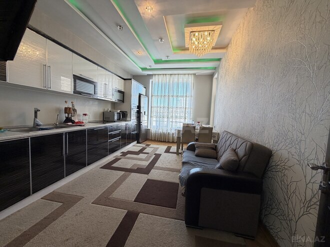 Продаётся 4-комн. новостройка 214 м², м. Низами, photo 12 from 18