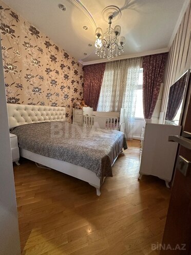 Продаётся 2-комн. новостройка 85 м², м. Ази Асланов, photo 1 from 8