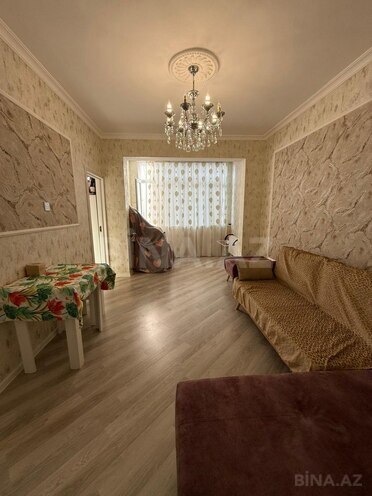 Продаётся 3-комн. вторичка 80 м², м. Мемар Аджеми, photo 1 from 9