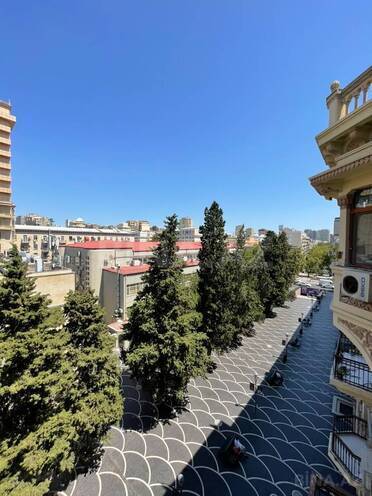 İcarəyə verilir 3 otaqlı köhnə tikili 110 m², Sahil m., photo 16 from 18