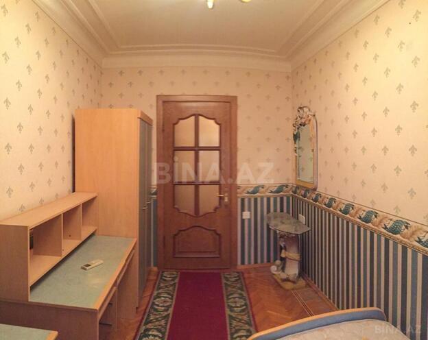 Satılır 6 otaqlı köhnə tikili 162 m², Yasamal r., photo 9 from 19
