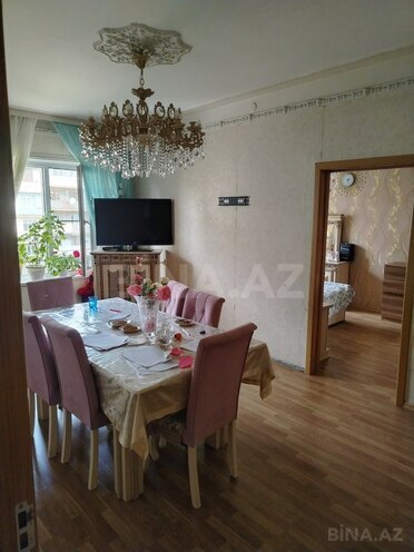 Продаётся 5-комн. вторичка 110 м², м. Ази Асланов, photo 1 from 16