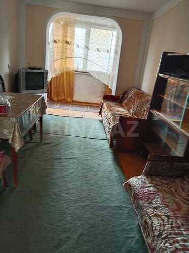 İcarəyə verilir 3 otaqlı köhnə tikili 70 m², İnşaatçılar m., photo 1 from 8