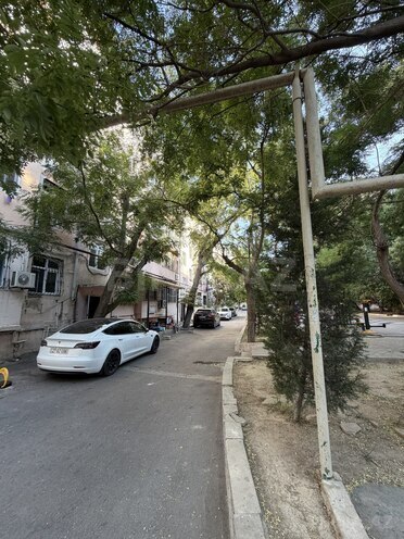 Продаётся 3-комн. вторичка 55 м², м. Мемар Аджеми, photo 1 from 18