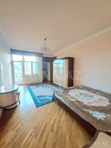 Сдаётся 3-комн. новостройка 120 м², м. 8 ноября, photo 7 from 15