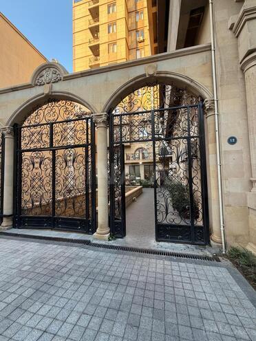 Satılır 3 otaqlı yeni tikili 191 m², İçəri Şəhər m., photo 19 from 20