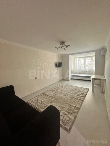 Сдаётся 1-комн. вторичка 40 м², м. Нариман Нариманов, photo 1 from 10