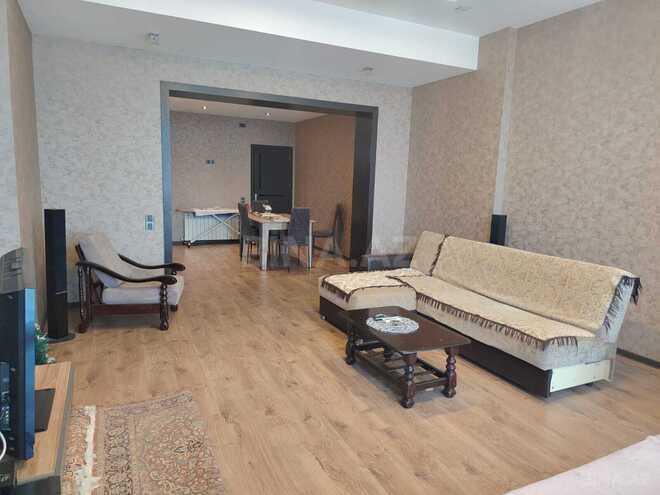 Сдаётся 3-комн. вторичка 100 м², м. Низами, photo 6 from 14