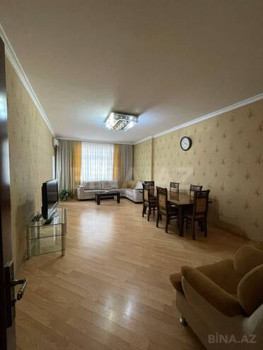 Сдаётся 3-комн. новостройка 140 м², Насиминский  р., photo 4 from 18