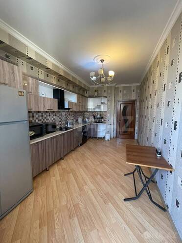 Сдаётся 3-комн. новостройка 140 м², Насиминский  р., photo 9 from 18