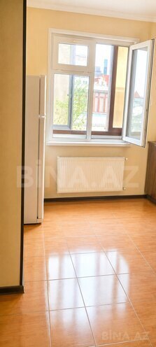 Satılır 2 otaqlı köhnə tikili 65 m², 28 May m., photo 6 from 10