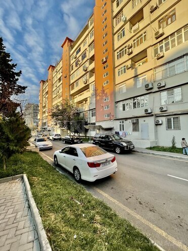 Satılır 3 otaqlı köhnə tikili 85 m², Qara Qarayev m., photo 18 from 19