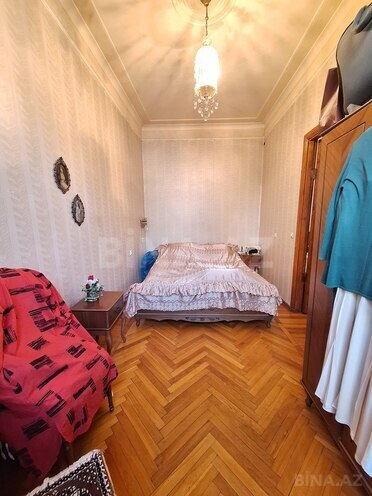 Satılır 3 otaqlı köhnə tikili 70 m², 28 May m., photo 4 from 12