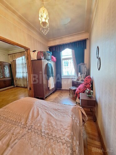 Satılır 3 otaqlı köhnə tikili 70 m², 28 May m., photo 5 from 12