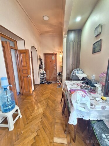 Satılır 3 otaqlı köhnə tikili 70 m², 28 May m., photo 10 from 12