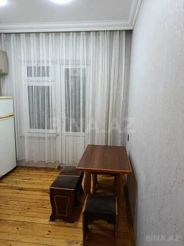 Satılır 1 otaqlı köhnə tikili 45 m², İnşaatçılar m., photo 5 from 10