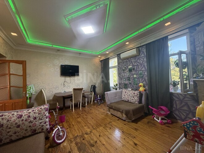 Satılır 3 otaqlı köhnə tikili 65 m², Bakıxanov q., photo 3 from 20