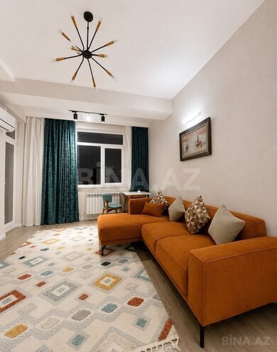 Сдаётся 2-комн. новостройка 60 м², м. Кара Караев, photo 1 from 13