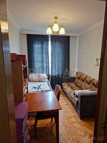 Satılır 3 otaqlı köhnə tikili 75 m², Elmlər Akademiyası m., photo 3 from 8