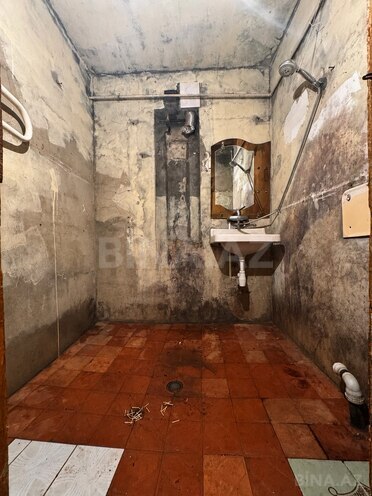 Satılır 2 otaqlı köhnə tikili 65 m², Qara Qarayev m., photo 13 from 15