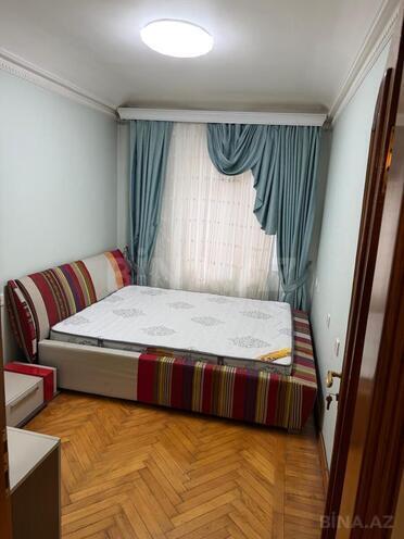 Satılır 3 otaqlı köhnə tikili 65 m², Nizami m., photo 22 from 31