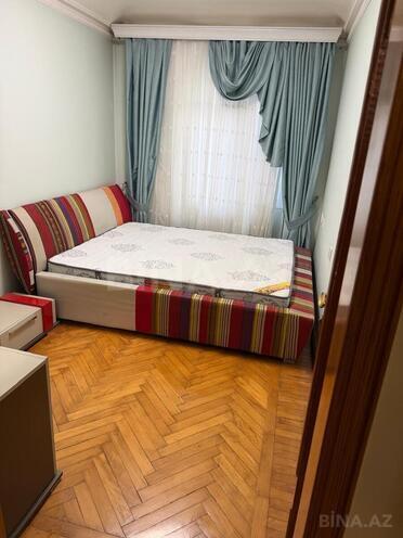 Satılır 3 otaqlı köhnə tikili 65 m², Nizami m., photo 3 from 31
