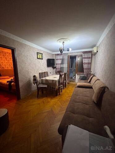 Satılır 2 otaqlı köhnə tikili 55 m², photo 1 from 12
