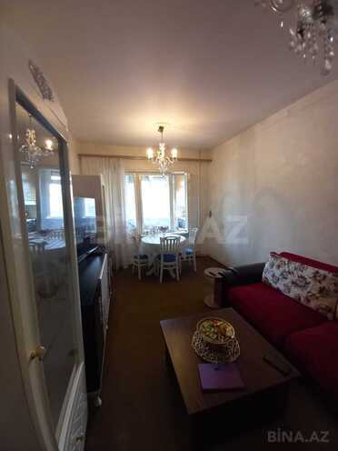 Satılır 3 otaqlı köhnə tikili 85 m², 8-ci mikrorayon q., photo 1 from 16