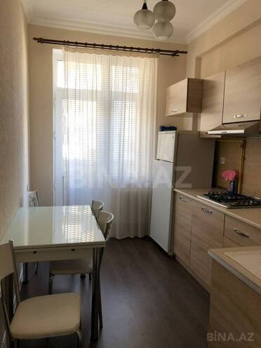 Сдаётся 2-комн. вторичка 65 м², м. Иншаатчылар, photo 4 from 10