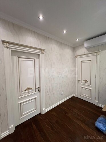 Satılır 4 otaqlı yeni tikili 180 m², İnşaatçılar m., photo 1 from 12