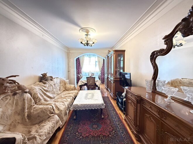 Продаётся 4-комн. вторичка 100 м², м. Ази Асланов, photo 3 from 28