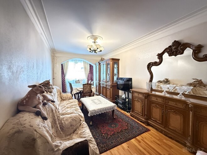 Продаётся 4-комн. вторичка 100 м², м. Ази Асланов, photo 1 from 28
